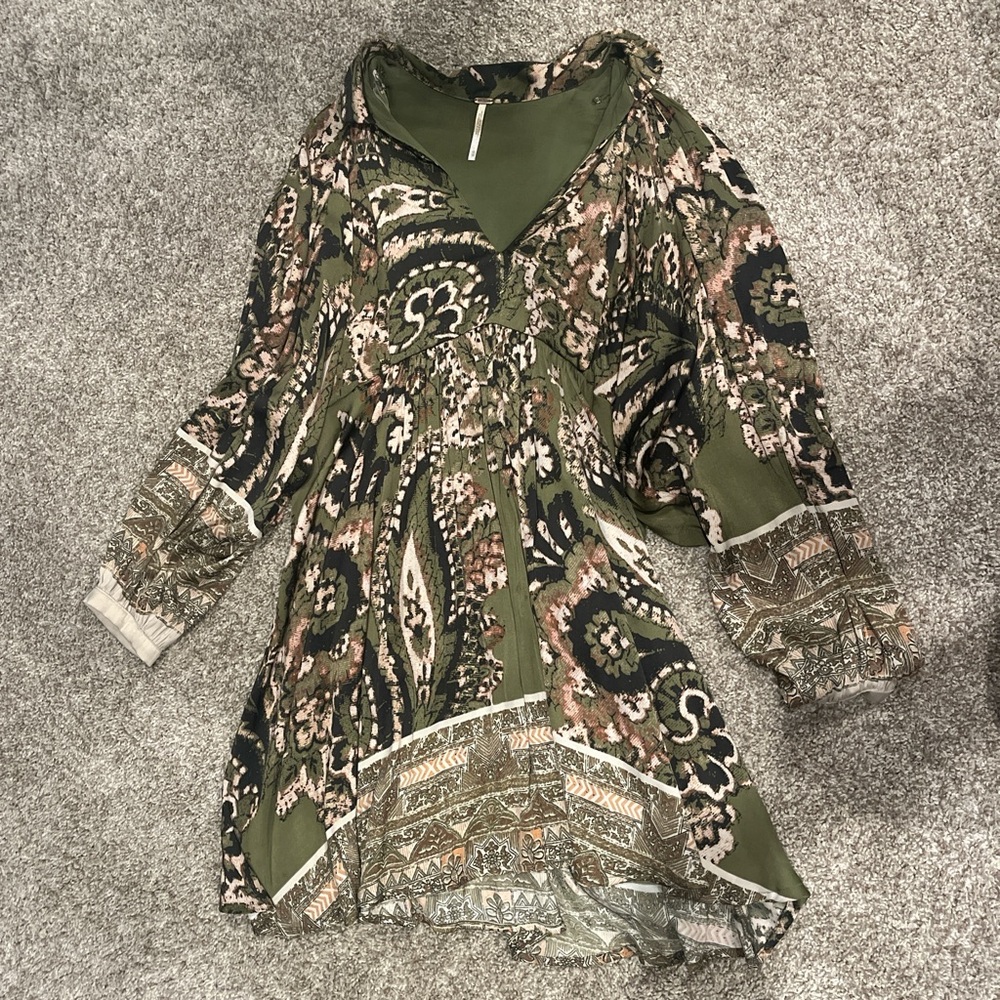 We The Free Olive and Beige Patterned Tunic